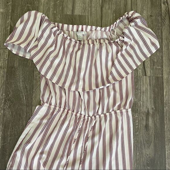 2/$20 F21 Forever 21 Off The Shoulder Striped Romper - Picture 4 of 7